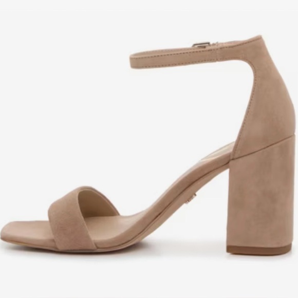 Sam Edelman Daniella Sandal - Picture 2 of 6